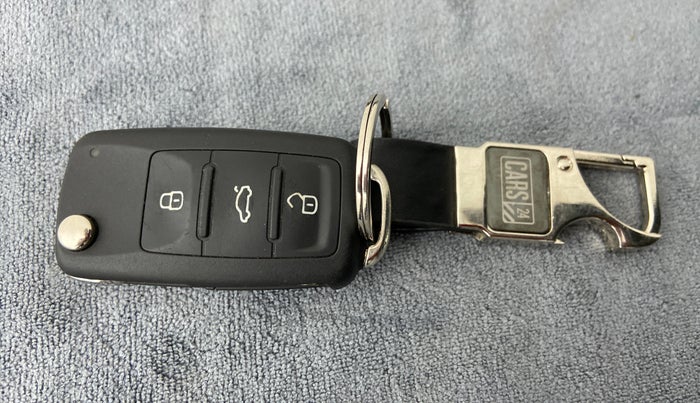 2020 Skoda Rapid 1.0 AMBITION TSI AT, Petrol, Automatic, 10,713 km, Key Close Up