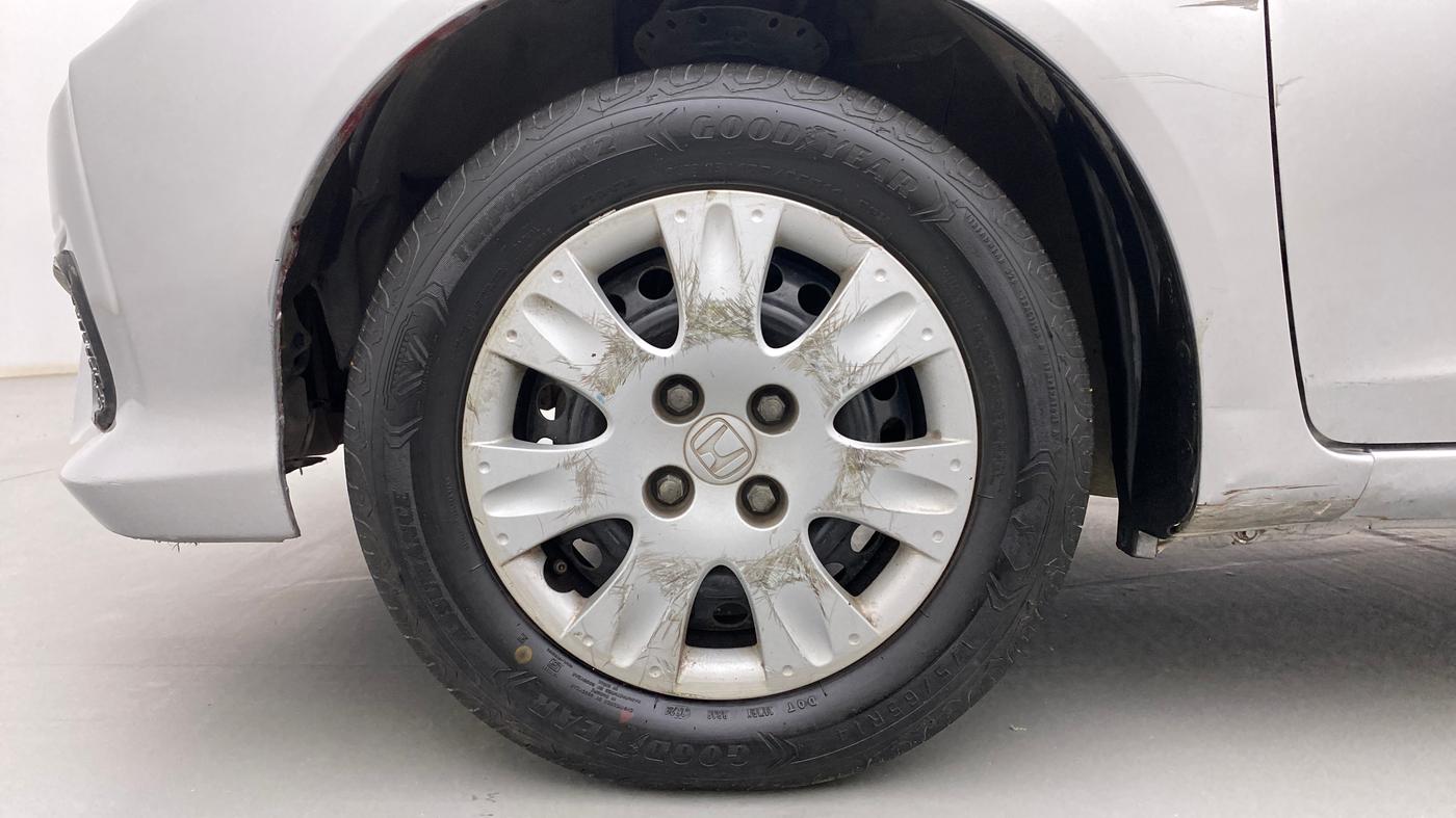 2018 Honda Brio S(O) MT, CNG, Manual, 90,872 km, Left Front Wheel