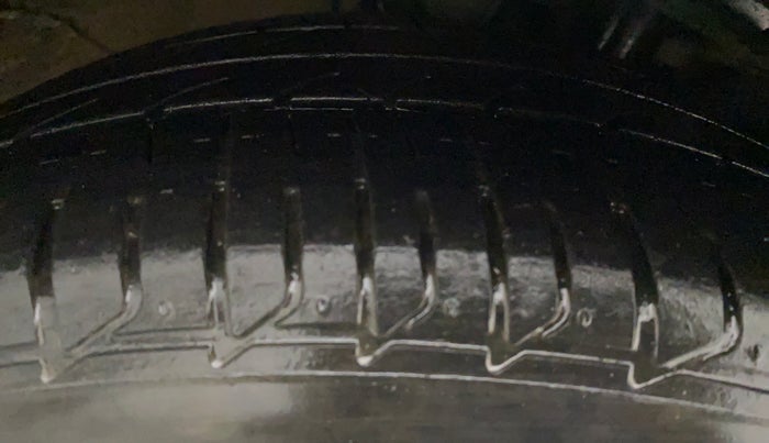 2020 Volkswagen Vento HIGHLINE PLUS 1.0L TSI AT, Petrol, Automatic, 89,771 km, Right Rear Tyre Tread