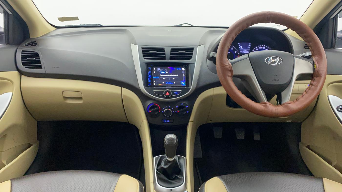 2017 Hyundai Verna FLUIDIC 4S 1.4 VTVT, Petrol, Manual, 27,636 km, Dashboard