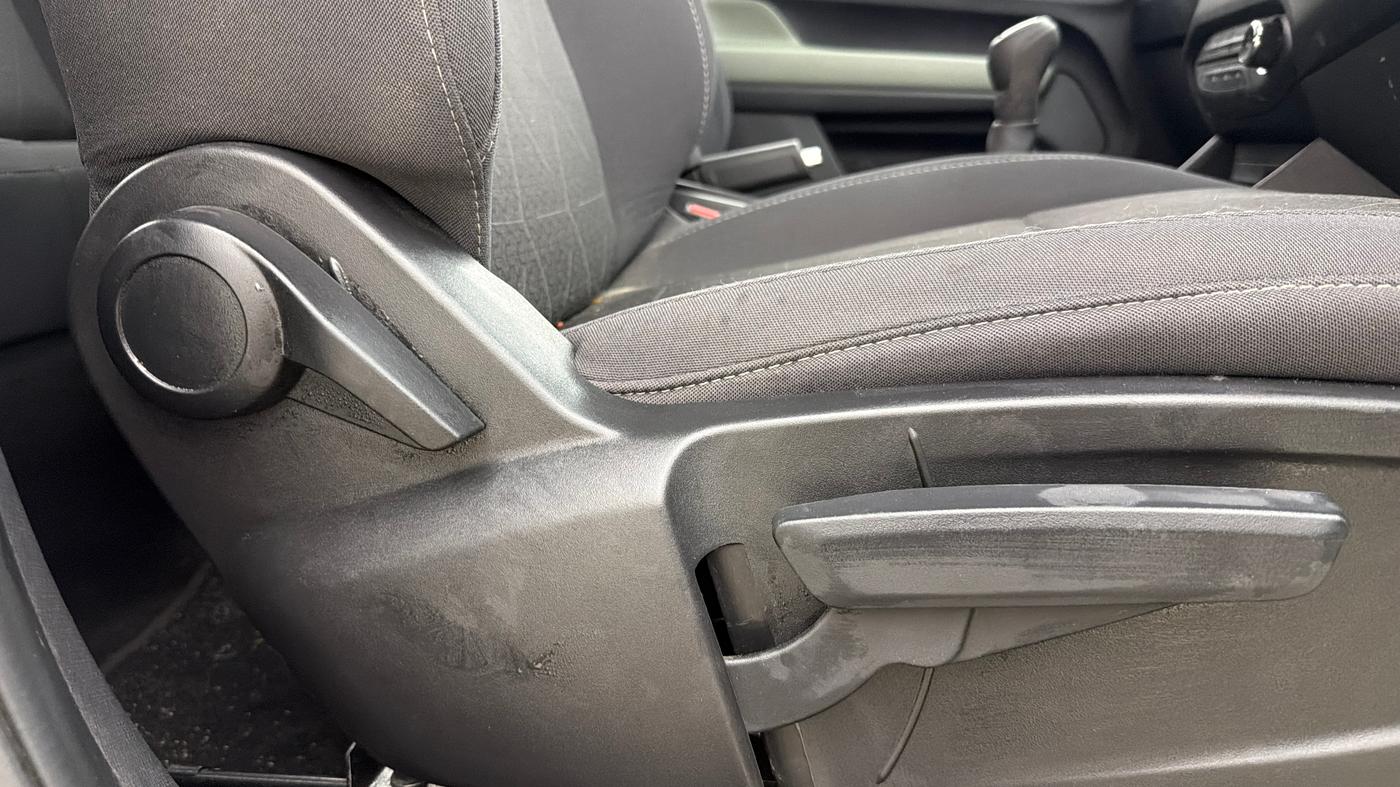 2025 Tata PUNCH Adventure (S) iCNG, CNG, Manual, 4,858 km, Driver Side Adjustment Panel