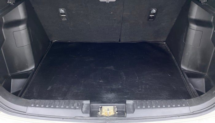 2020 Maruti Vitara Brezza ZXI +, Petrol, Manual, 25,486 km, Boot Inside