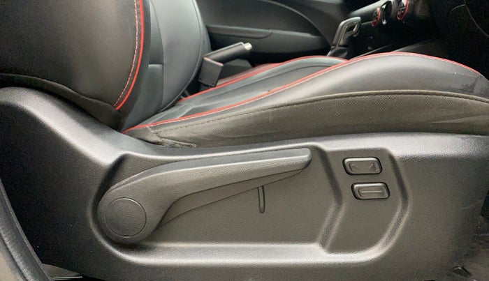 2023 Hyundai VENUE N LINE N8 1.0 TURBO DCT, Petrol, Automatic, 46,234 km, Driver Side Adjustment Panel