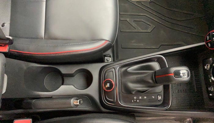 2023 Hyundai VENUE N LINE N8 1.0 TURBO DCT, Petrol, Automatic, 46,234 km, Gear Lever