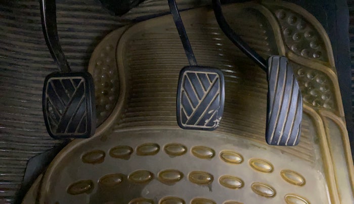 2014 Maruti Wagon R 1.0 LXI CNG, CNG, Manual, 94,432 km, Pedals