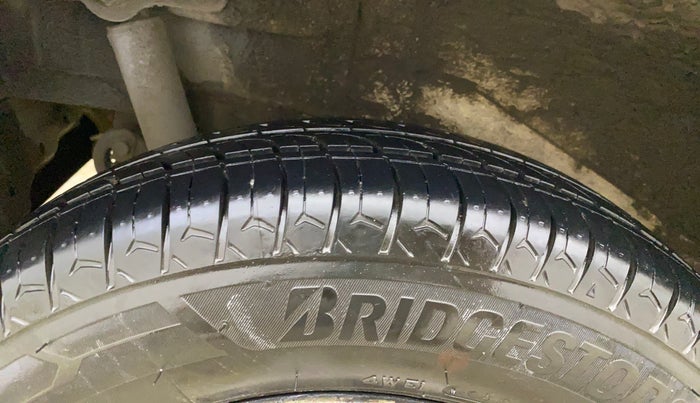2014 Maruti Wagon R 1.0 LXI CNG, CNG, Manual, 94,432 km, Right Rear Tyre Tread