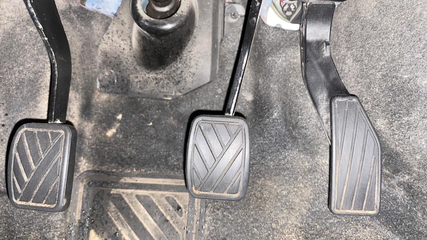 2019 Maruti IGNIS ZETA 1.2, Petrol, Manual, 32,390 km, Pedals