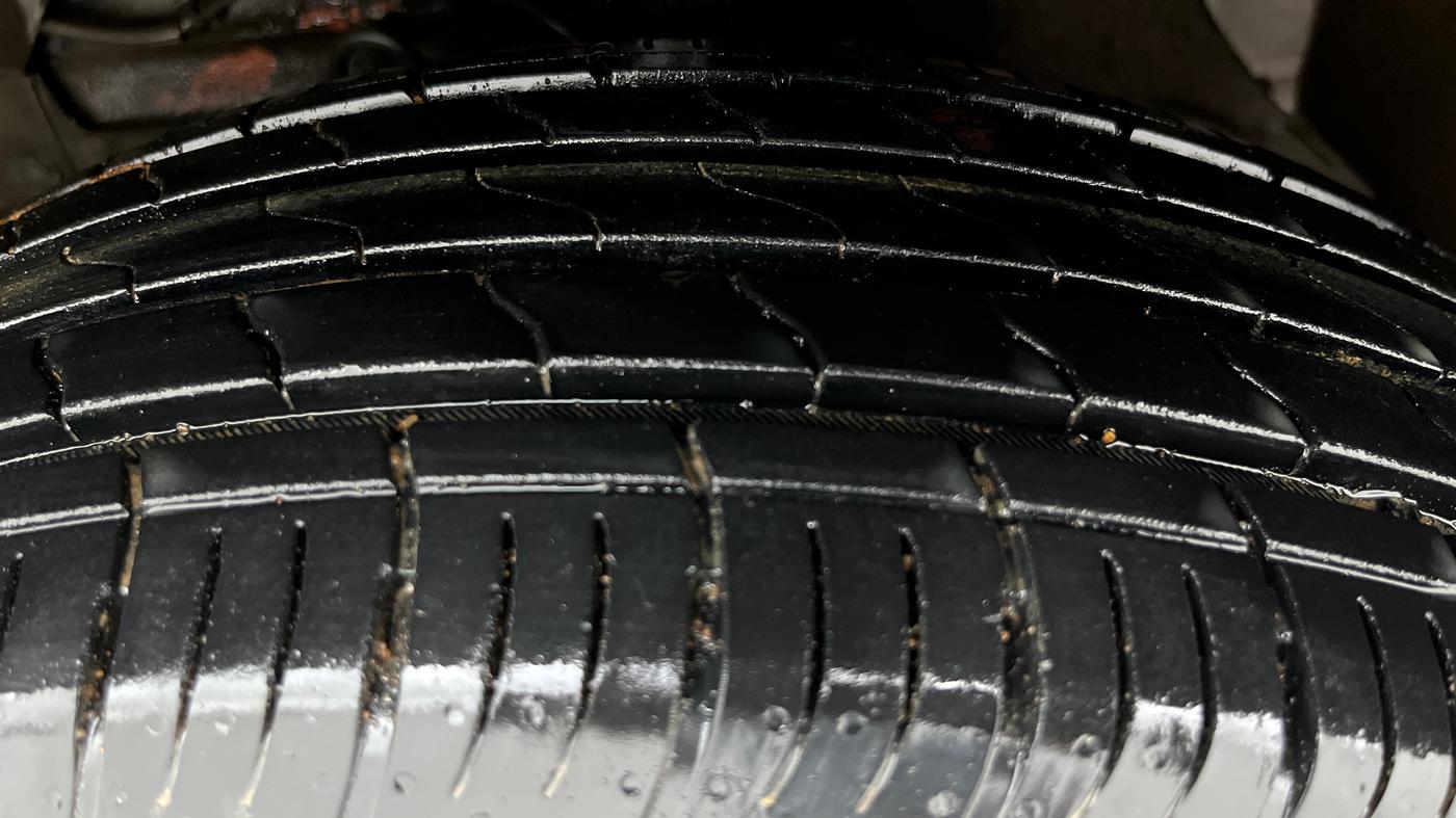 2024 Maruti BREZZA LXI, Petrol, Manual, 50,719 km, Left Front Tyre Tread