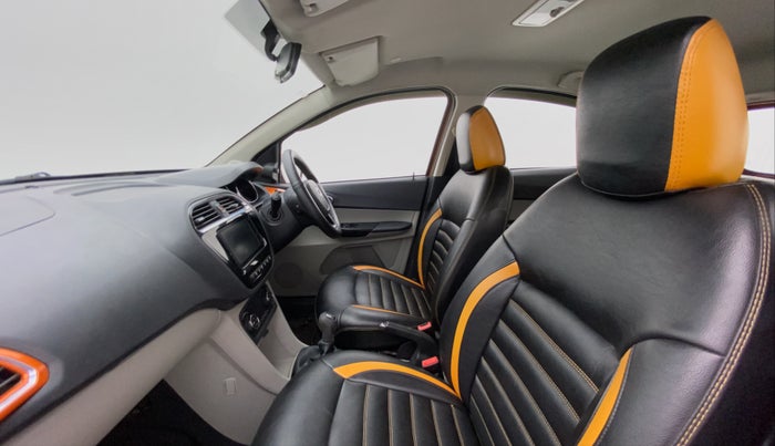 2019 Tata Tiago XZ+ 1.2 Revotron, Petrol, Manual, 98,903 km, Right Side Front Door Cabin