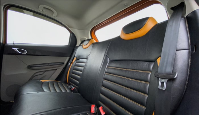 2019 Tata Tiago XZ+ 1.2 Revotron, Petrol, Manual, 98,903 km, Right Side Rear Door Cabin