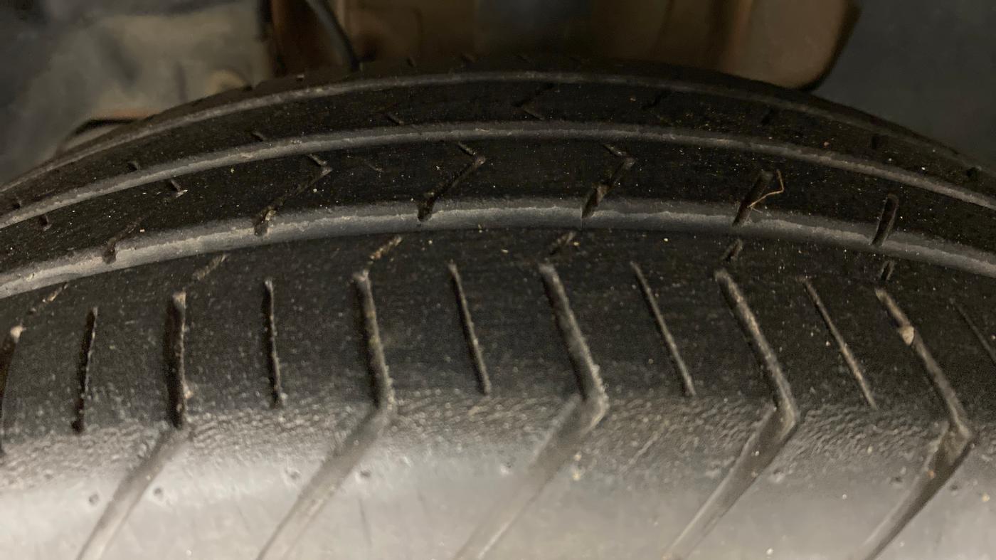 2019 Tata Tiago XZ+ 1.2 Revotron, Petrol, Manual, 98,903 km, Left Front Tyre Tread
