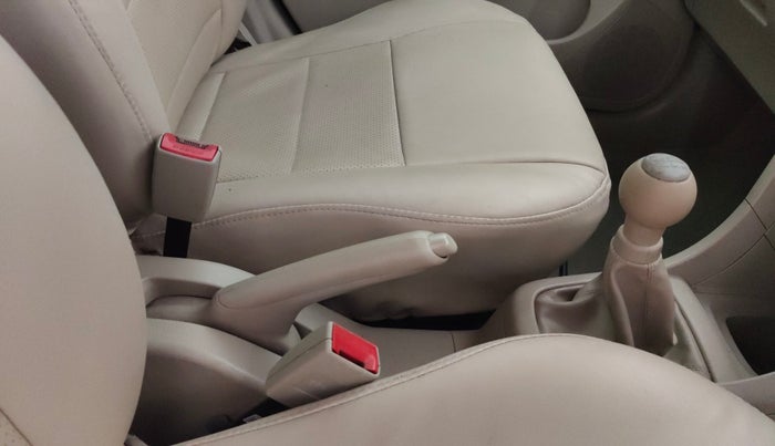 2019 Maruti Swift Dzire TOUR S-CNG, CNG, Manual, 73,276 km, Gear Lever