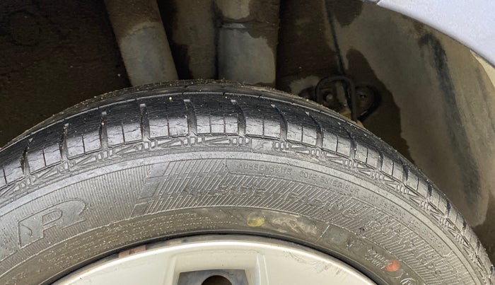 2014 Hyundai Xcent S 1.2, Petrol, Manual, 41,829 km, Left Rear Tyre Tread