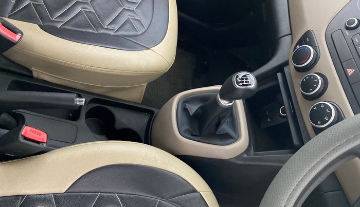 2014 Hyundai Xcent S 1.2, Petrol, Manual, 41,829 km, Gear Lever