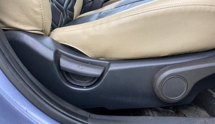 2014 Hyundai Xcent S 1.2, Petrol, Manual, 41,829 km, Driver Side Adjustment Panel