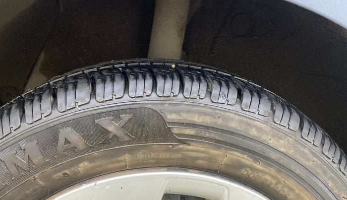 2014 Hyundai Xcent S 1.2, Petrol, Manual, 41,829 km, Right Rear Tyre Tread