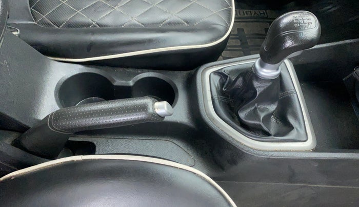 2015 Hyundai Creta 1.6 SX PLUS PETROL, CNG, Manual, 68,901 km, Gear Lever