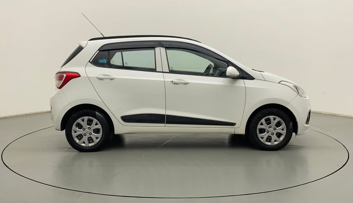 2016 Hyundai Grand i10 SPORTZ 1.2 KAPPA VTVT, Petrol, Manual, 85,017 km, Right Side View