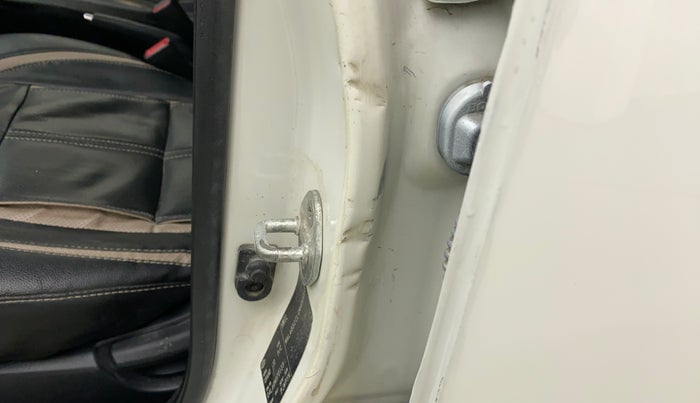 2016 Hyundai Grand i10 SPORTZ 1.2 KAPPA VTVT, Petrol, Manual, 85,017 km, Left B pillar - Slightly dented