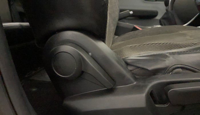 2021 Tata ALTROZ XZ PETROL, Petrol, Manual, 61,016 km, Driver Side Adjustment Panel