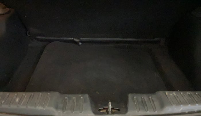 2021 Tata ALTROZ XZ PETROL, Petrol, Manual, 61,016 km, Boot Inside