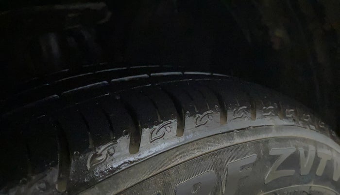 2021 Tata ALTROZ XZ PETROL, Petrol, Manual, 61,016 km, Right Front Tyre Tread