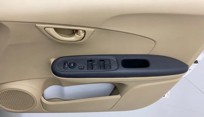 2015 Honda Brio S MT, Petrol, Manual, 39,375 km, Driver Side Door Panels Control