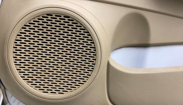 2015 Honda Brio S MT, Petrol, Manual, 39,375 km, Speaker