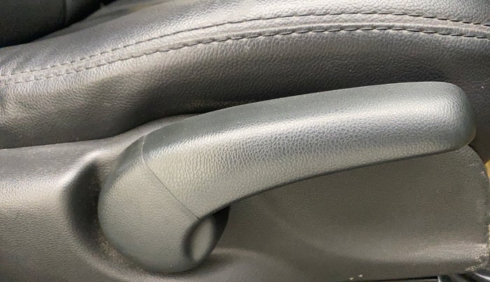 2017 Honda Jazz 1.2L I-VTEC SV, Petrol, Manual, 49,986 km, Driver Side Adjustment Panel