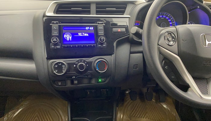 2017 Honda Jazz 1.2L I-VTEC SV, Petrol, Manual, 49,986 km, Air Conditioner