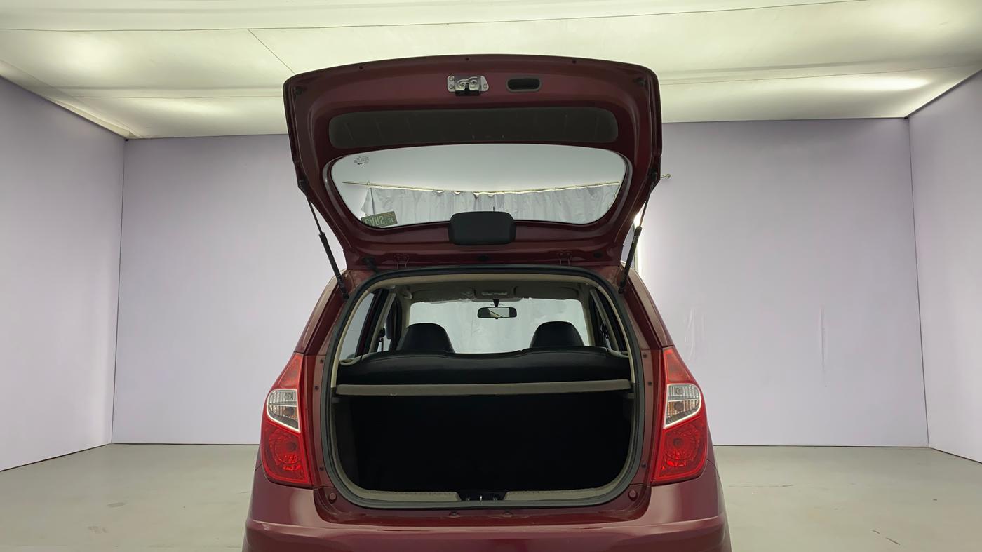 2014 Hyundai i10 SPORTZ 1.1, Petrol, Manual, 57,602 km, Boot Door Open
