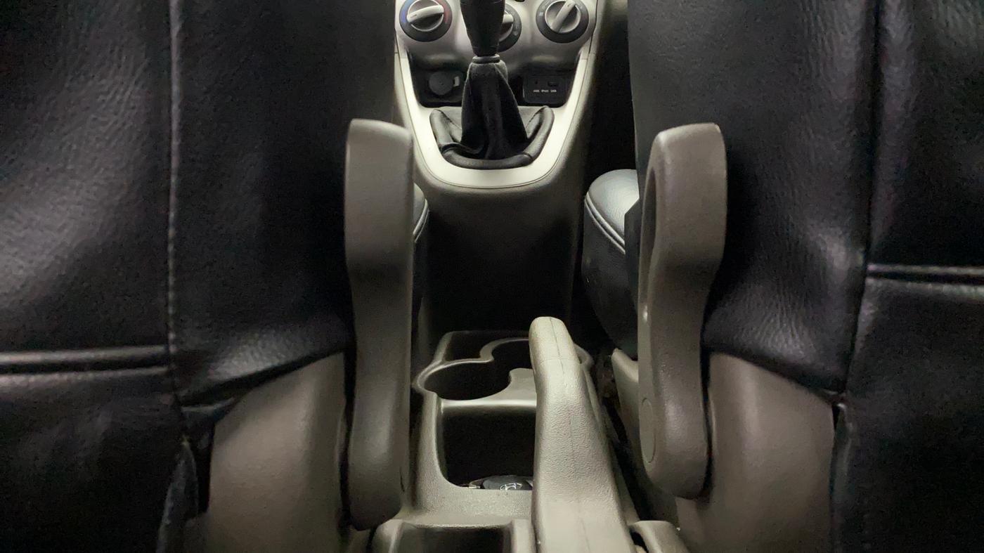 2014 Hyundai i10 SPORTZ 1.1, Petrol, Manual, 57,602 km, Driver Side Adjustment Panel