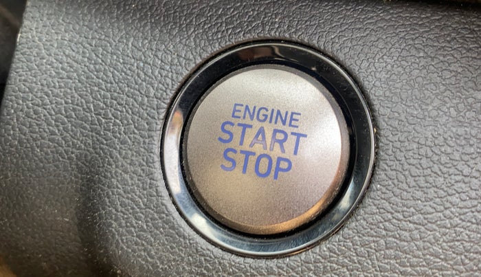 2023 Hyundai VENUE SX 1.2 KNIGHT EDITION, Petrol, Manual, 61,051 km, Keyless Start/ Stop Button