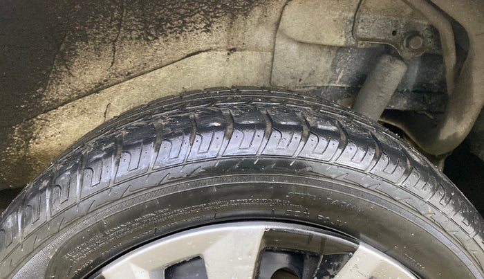 2014 Maruti Wagon R 1.0 VXI, Petrol, Manual, 55,818 km, Left Rear Tyre Tread