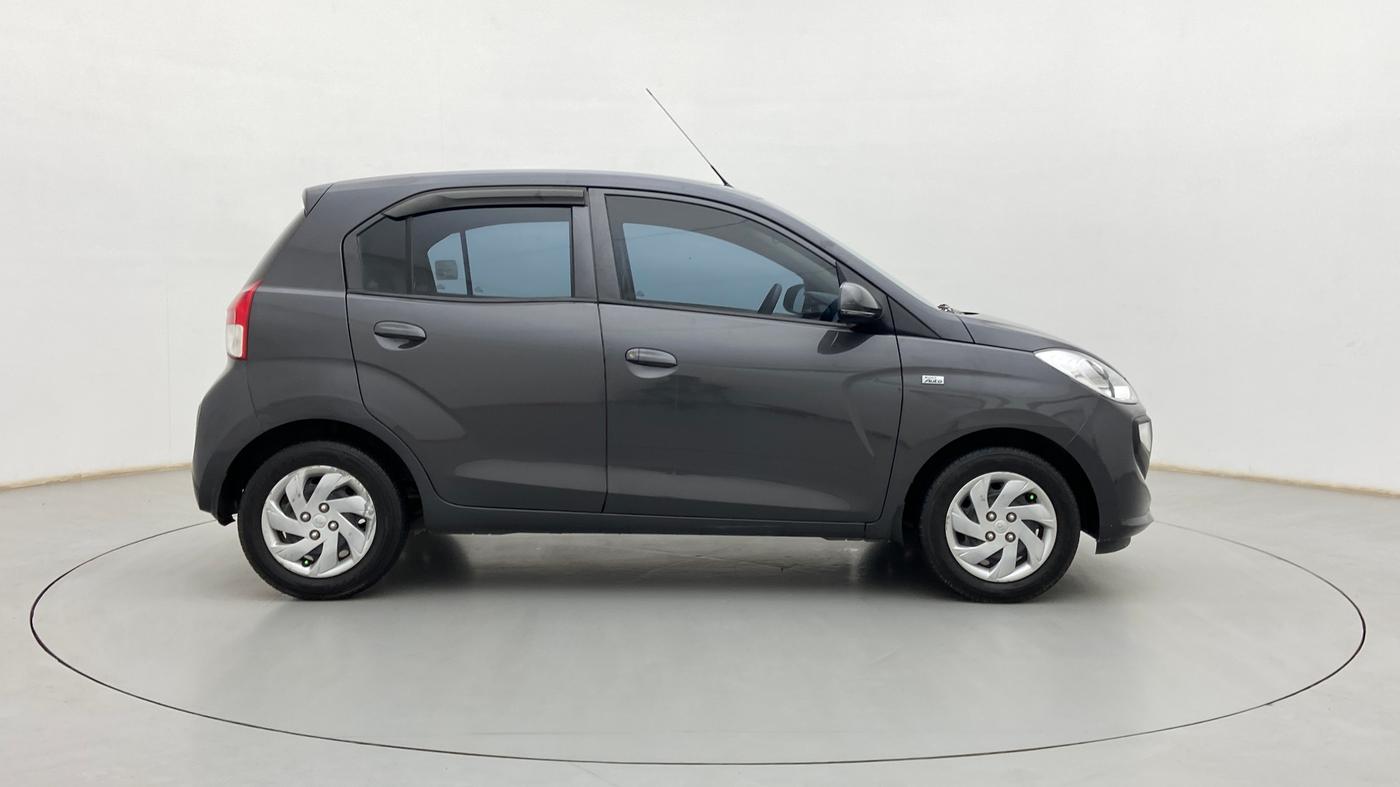 2021 Hyundai NEW SANTRO SPORTZ AMT, Petrol, Automatic, 31,784 km, Right Side View