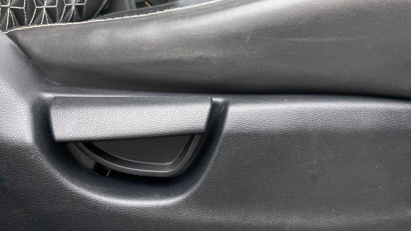 2021 Hyundai NEW SANTRO SPORTZ AMT, Petrol, Automatic, 31,784 km, Driver Side Adjustment Panel