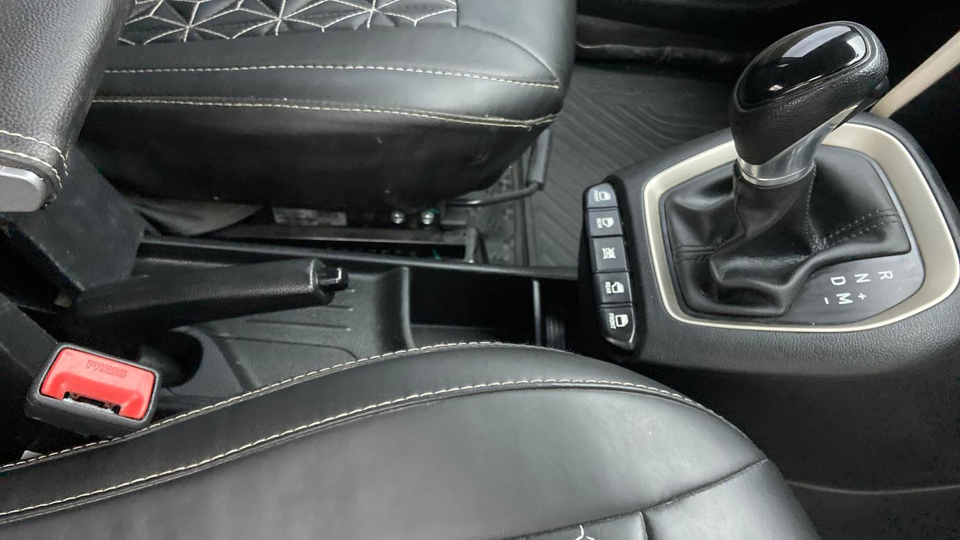 2021 Hyundai NEW SANTRO SPORTZ AMT, Petrol, Automatic, 31,784 km, Gear Lever