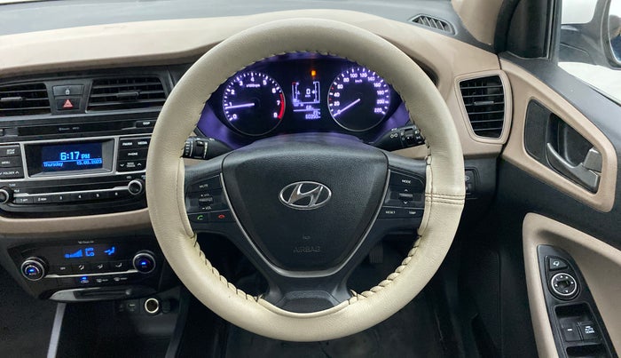 2016 Hyundai Elite i20 SPORTZ 1.2, Petrol, Manual, 60,574 km, Steering Wheel Close Up