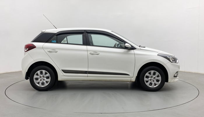 2016 Hyundai Elite i20 SPORTZ 1.2, Petrol, Manual, 60,574 km, Right Side View