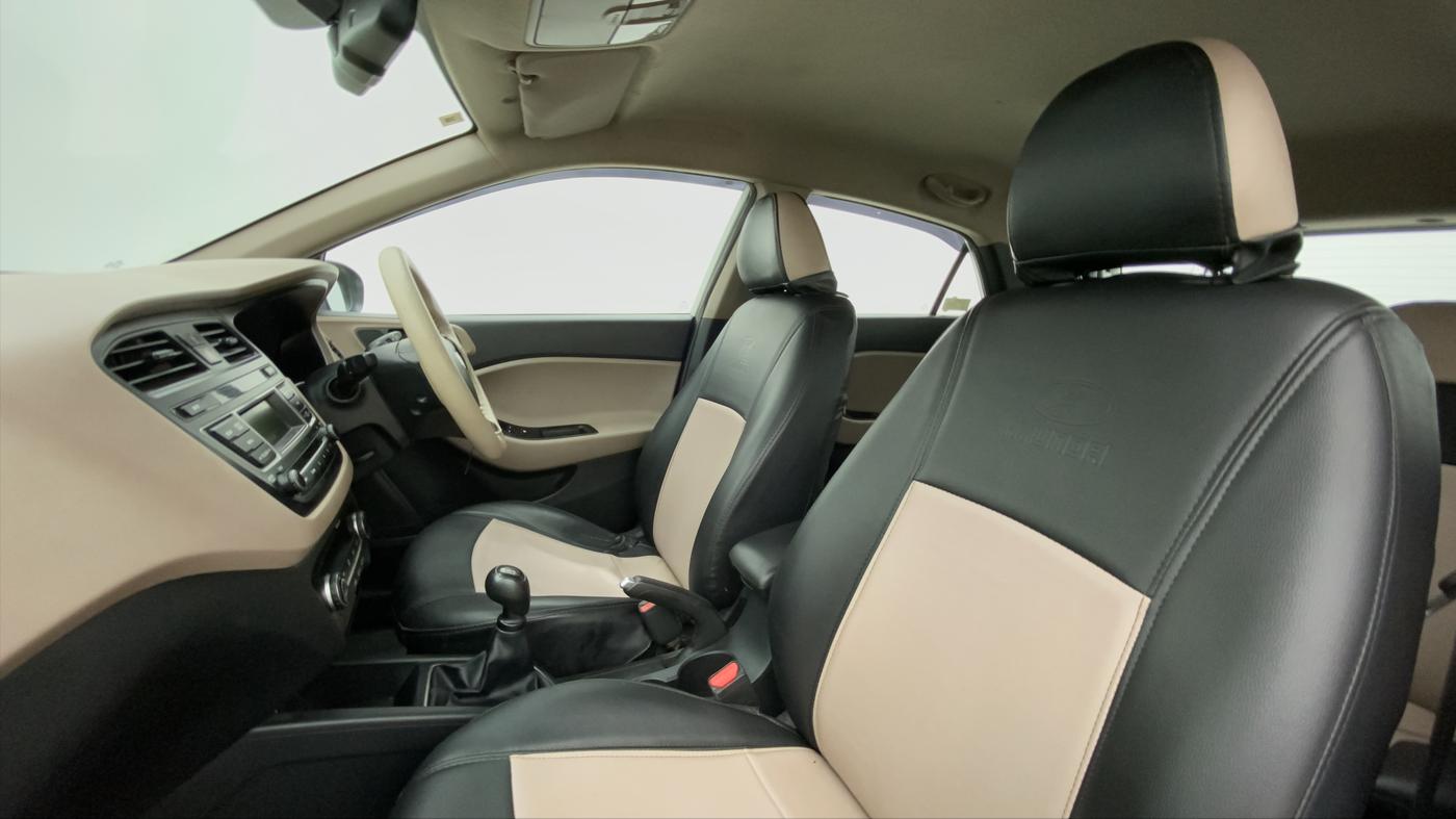 2016 Hyundai Elite i20 SPORTZ 1.2, Petrol, Manual, 60,574 km, Right Side Front Door Cabin