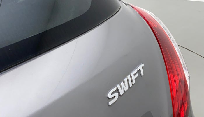 2013 Maruti Swift VXI, Petrol, Manual, 29,386 km, Dicky (Boot door) - Slightly dented