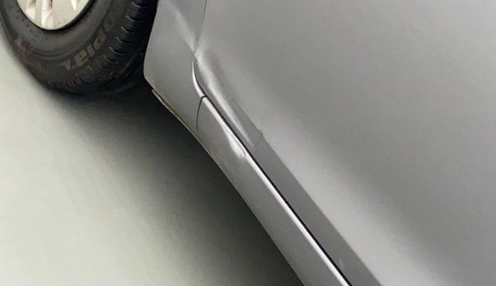 2013 Maruti Swift VXI, Petrol, Manual, 29,386 km, Left running board - Minor scratches