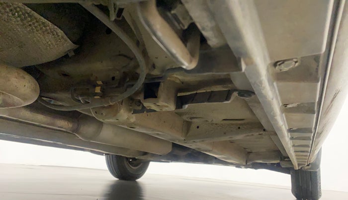 2013 Maruti Swift VXI, Petrol, Manual, 29,386 km, Right Side Underbody