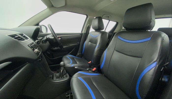 2013 Maruti Swift VXI, Petrol, Manual, 29,386 km, Right Side Front Door Cabin