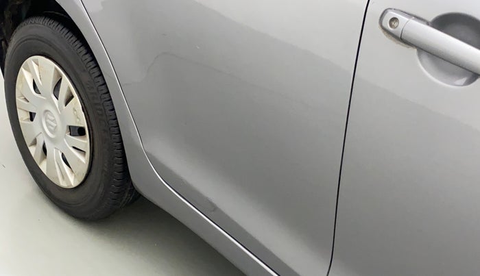 2013 Maruti Swift VXI, Petrol, Manual, 29,386 km, Right rear door - Slightly dented