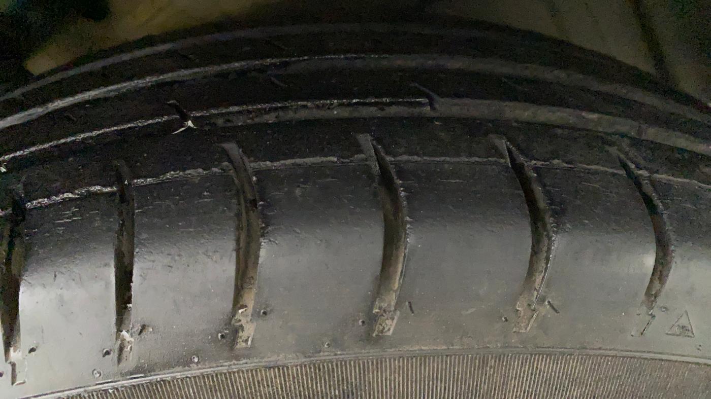 2010 Maruti Swift Dzire VXI, Petrol, Manual, 62,906 km, Left Rear Tyre Tread