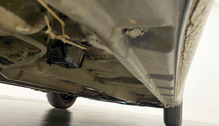 2010 Maruti Swift Dzire VXI, Petrol, Manual, 62,906 km, Right Side Underbody