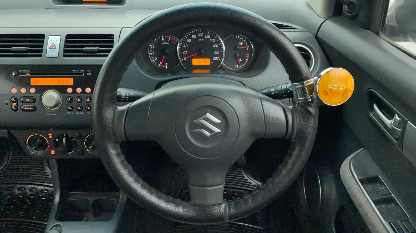 2010 Maruti Swift Dzire VXI, Petrol, Manual, 62,906 km, Steering Wheel Close Up