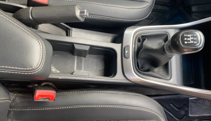 2022 Tata ALTROZ XZ PLUS PETROL, Petrol, Manual, 48,172 km, Gear Lever