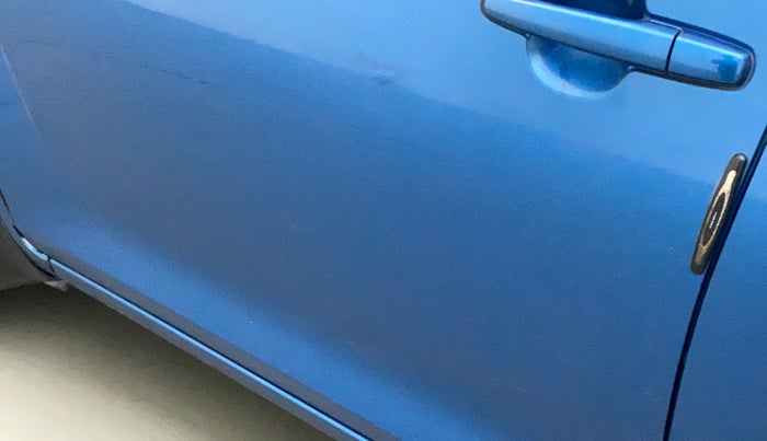 2017 Maruti IGNIS DELTA 1.2, Petrol, Manual, 30,176 km, Front passenger door - Minor scratches